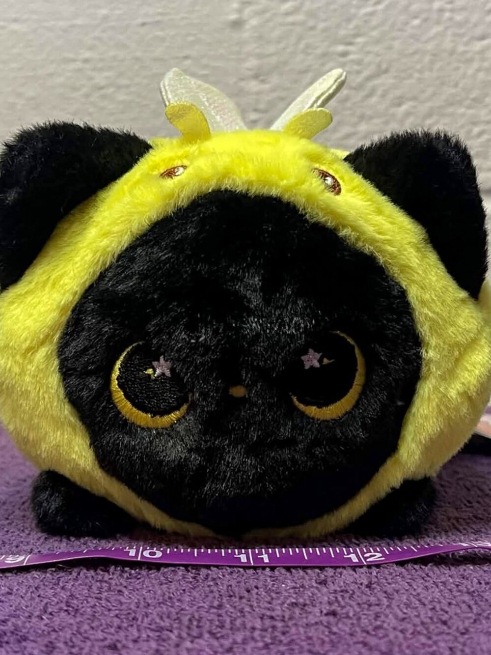 MeWaii Starry Eyed Cat Bee Hoodie Plush 2025 Black Yellow Kawaii WT ESSA Cute